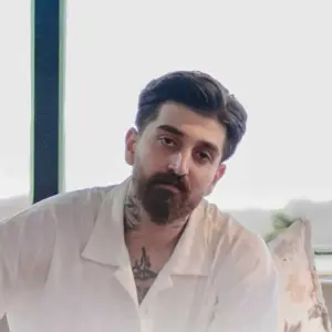 دانلود آهنگ مثلا زندونی بووم بکشم یار حبس تو ماهان خادمی