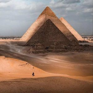 دانلود آهنگ نریا میشم عصبیا چشماتو نبند روم