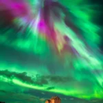 دانلود آهنگ درست یادمه یک شب بود یه چشم اشک